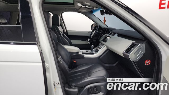 Land Rover Range Rover Sport 2016 — photo 11