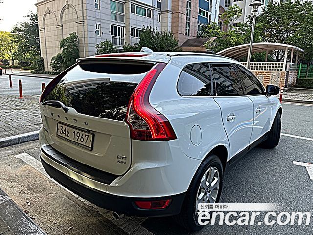 Volvo XC60 2012 — photo 2