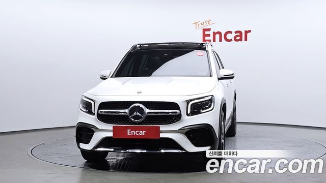 Mercedes-Benz GLB-Class 2021 — photo 3