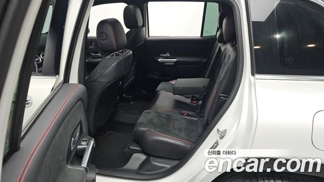 Mercedes-Benz GLB-Class 2021 — photo 11