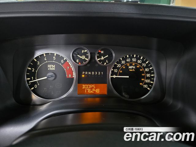 Hummer H3 2010 — photo 8