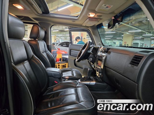 Hummer H3 2010 — photo 10