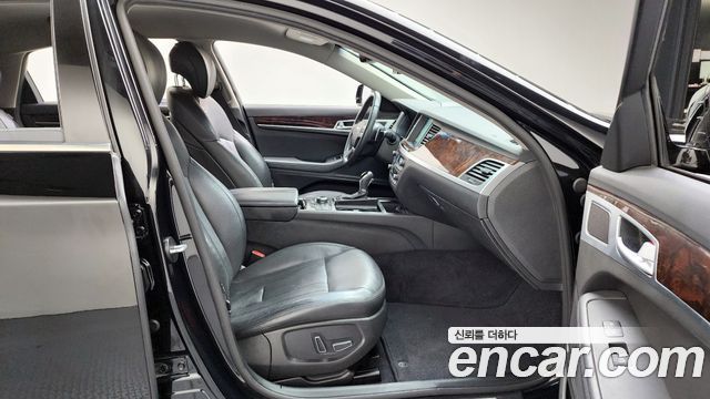 Hyundai Genesis 2015 — photo 10