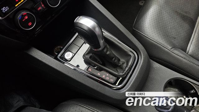Volkswagen Jetta 2015 — photo 9