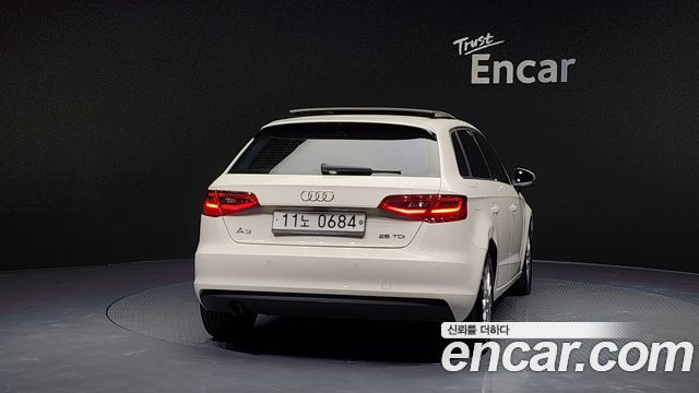 Audi A3 2015 — photo 4