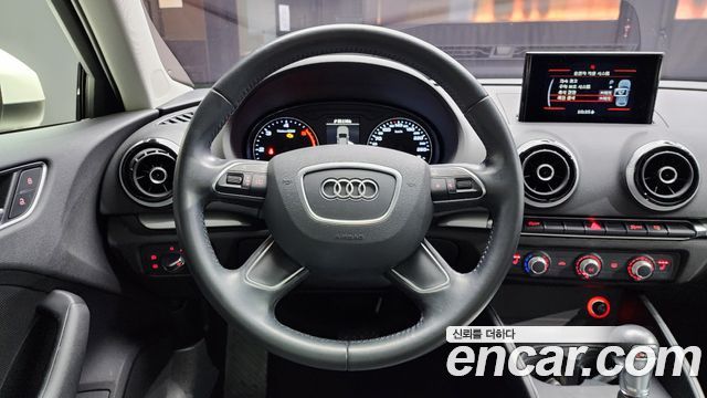Audi A3 2015 — photo 13