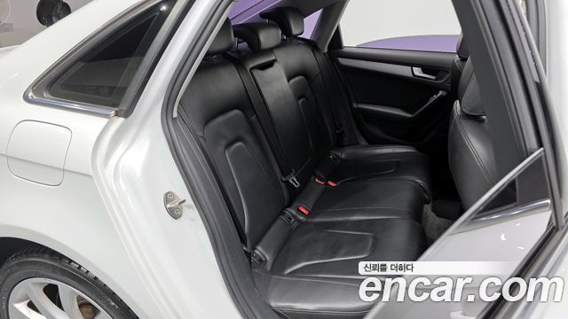 Audi A4 2015 — photo 12