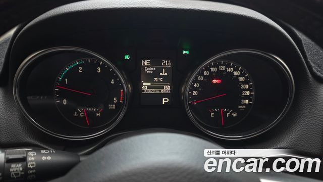 Jeep Cherokee 2011 — photo 8
