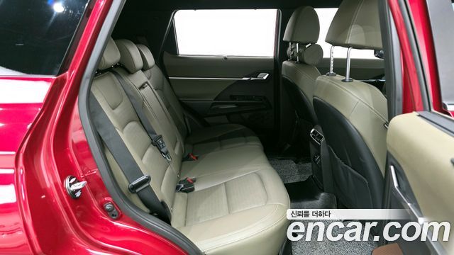 KG Mobility Torres 2023 — photo 12