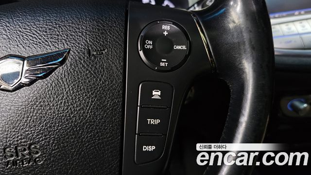 Hyundai Genesis 2012 — photo 12