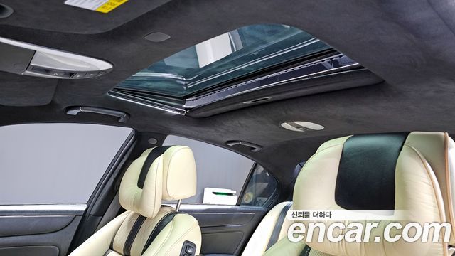 Hyundai Genesis 2012 — photo 20