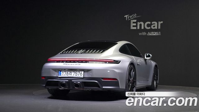 Porsche 911 2025 — photo 4