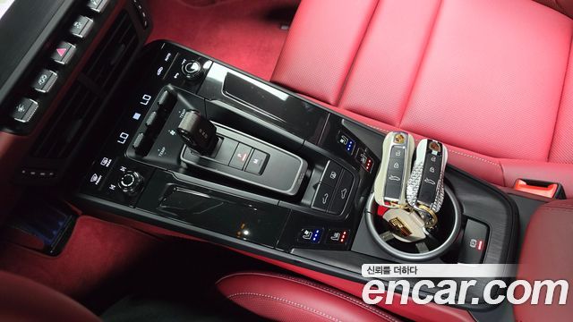 Porsche 911 2025 — photo 9