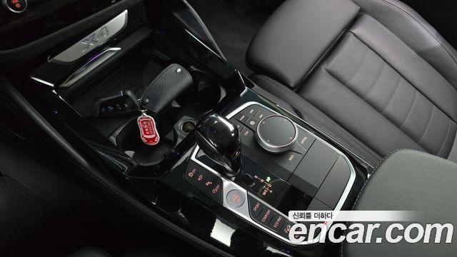 BMW X4 2023 — photo 9