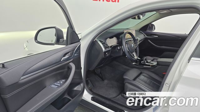 BMW X4 2023 — photo 10