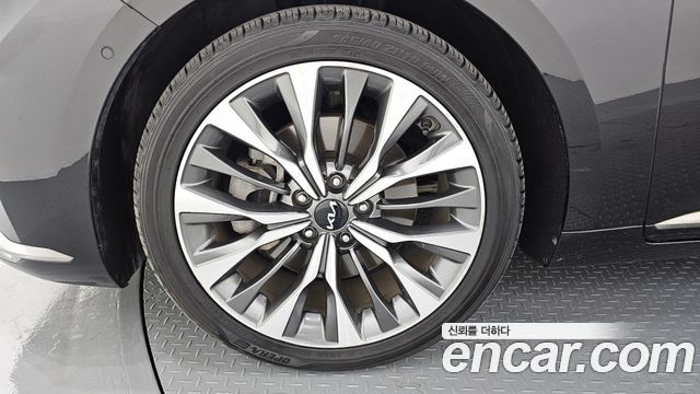 Kia K8 2023 — photo 5