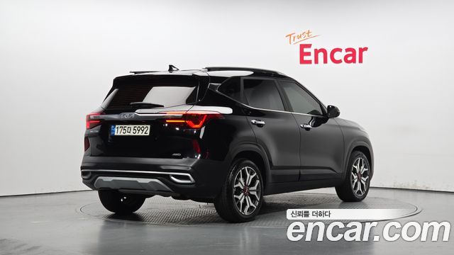 Kia Seltos 2022 — photo 2