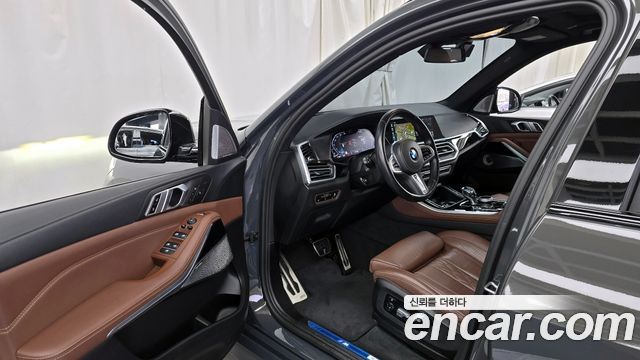 BMW X5 2023 — photo 10