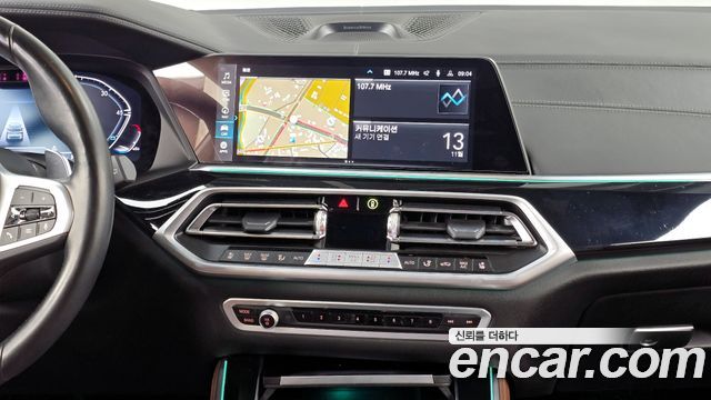 BMW X5 2023 — photo 14