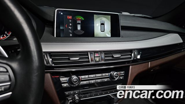 BMW X5 2018 — photo 15