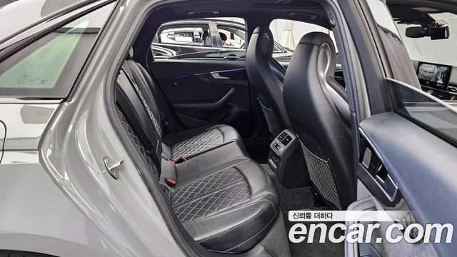 Audi S4 2021 — photo 12