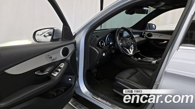 Mercedes-Benz GLC-Class 2022 — photo 10