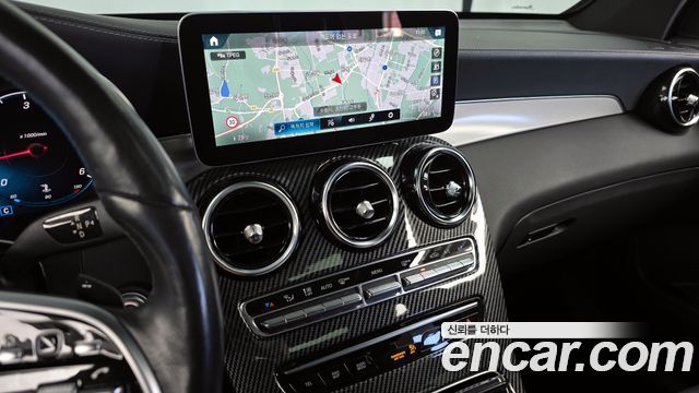Mercedes-Benz GLC-Class 2022 — photo 14