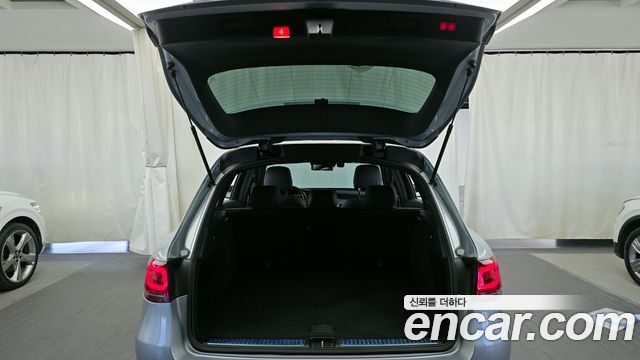 Mercedes-Benz GLC-Class 2022 — photo 20