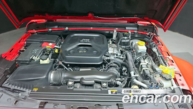 Jeep Wrangler 2021 — photo 6