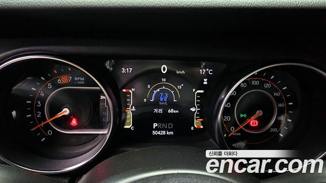 Jeep Wrangler 2021 — photo 8