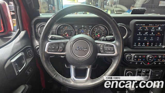 Jeep Wrangler 2021 — photo 14