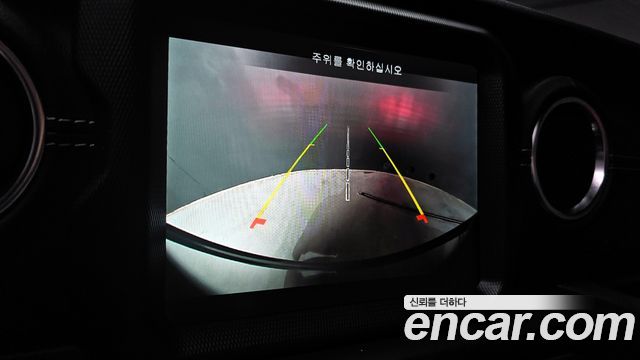 Jeep Wrangler 2021 — photo 15