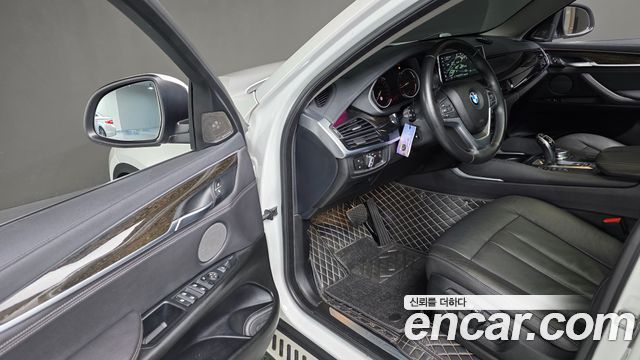BMW X6 2018 — photo 13