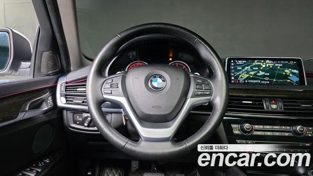 BMW X6 2018 — photo 15
