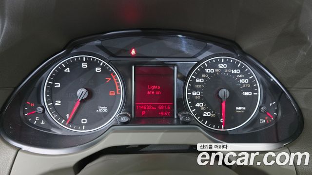 Audi Q5 2012 — photo 8