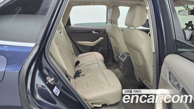 Audi Q5 2012 — photo 12