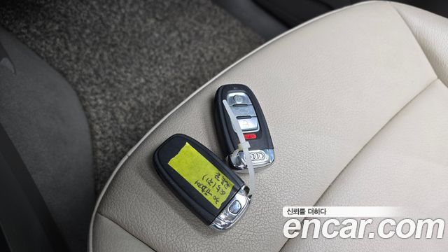 Audi Q5 2012 — photo 16