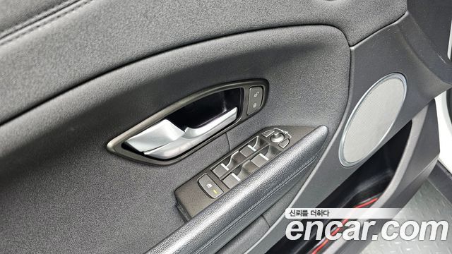 Land Rover Range Rover Evoque 2017 — photo 13
