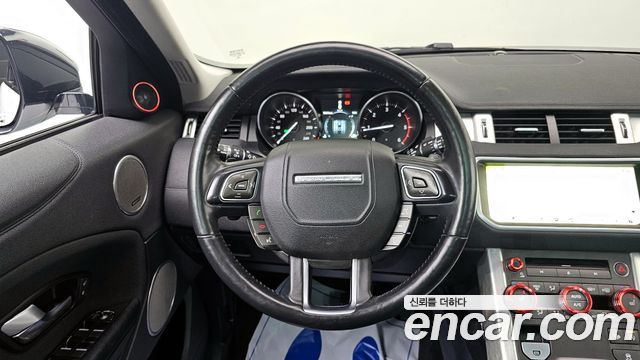 Land Rover Range Rover Evoque 2017 — photo 15
