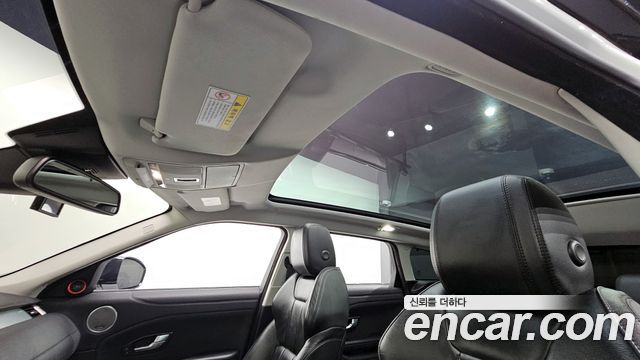 Land Rover Range Rover Evoque 2017 — photo 19