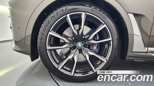 BMW X7 2022 — photo 5