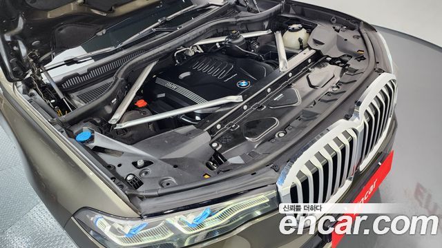 BMW X7 2022 — photo 6