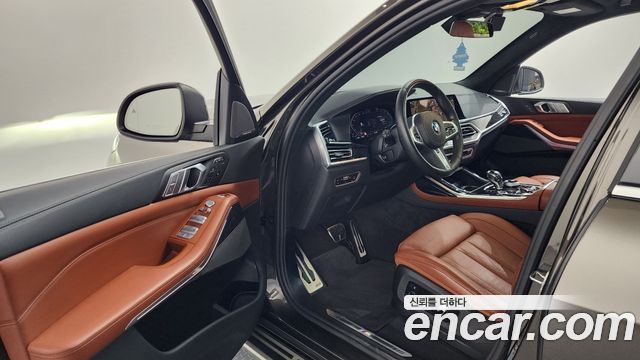 BMW X7 2022 — photo 10