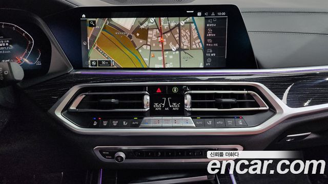BMW X7 2022 — photo 15