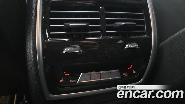 BMW X6 2023 — photo 18
