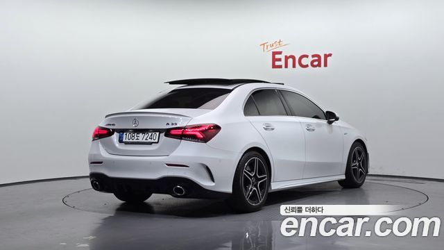 Mercedes-Benz A-Class 2021 — photo 2