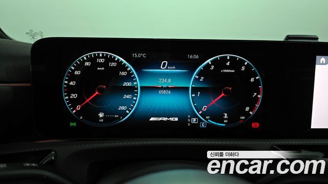 Mercedes-Benz A-Class 2021 — photo 8