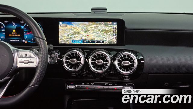 Mercedes-Benz A-Class 2021 — photo 14