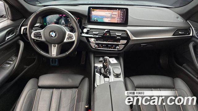 BMW 5-Series 2023 — photo 7