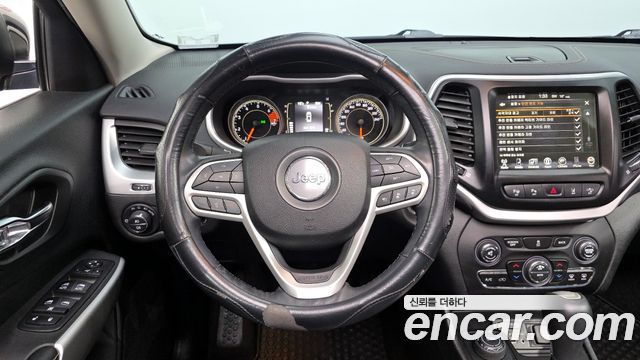 Jeep Cherokee 2018 — photo 13